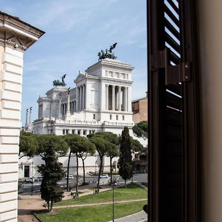 The Best Rent - Apartment With A View On Altare Della Patria Rome Luaran gambar