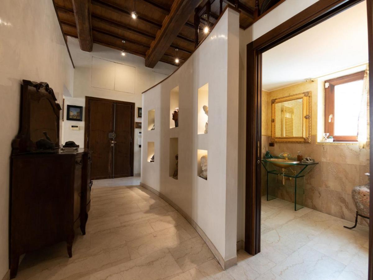 The Best Rent - Apartment With A View On Altare Della Patria Rome Luaran gambar